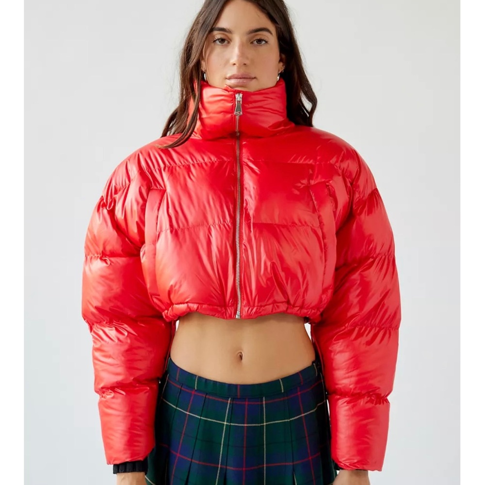 Urban Outfitters UO Cropped Taryn Puffer Coat -S/M/L